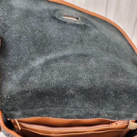Vtg Dooney & Bourke Pebble Leather Crossbody Purse Black Brown Trim Shoulder Bag - Picture 12 of 16